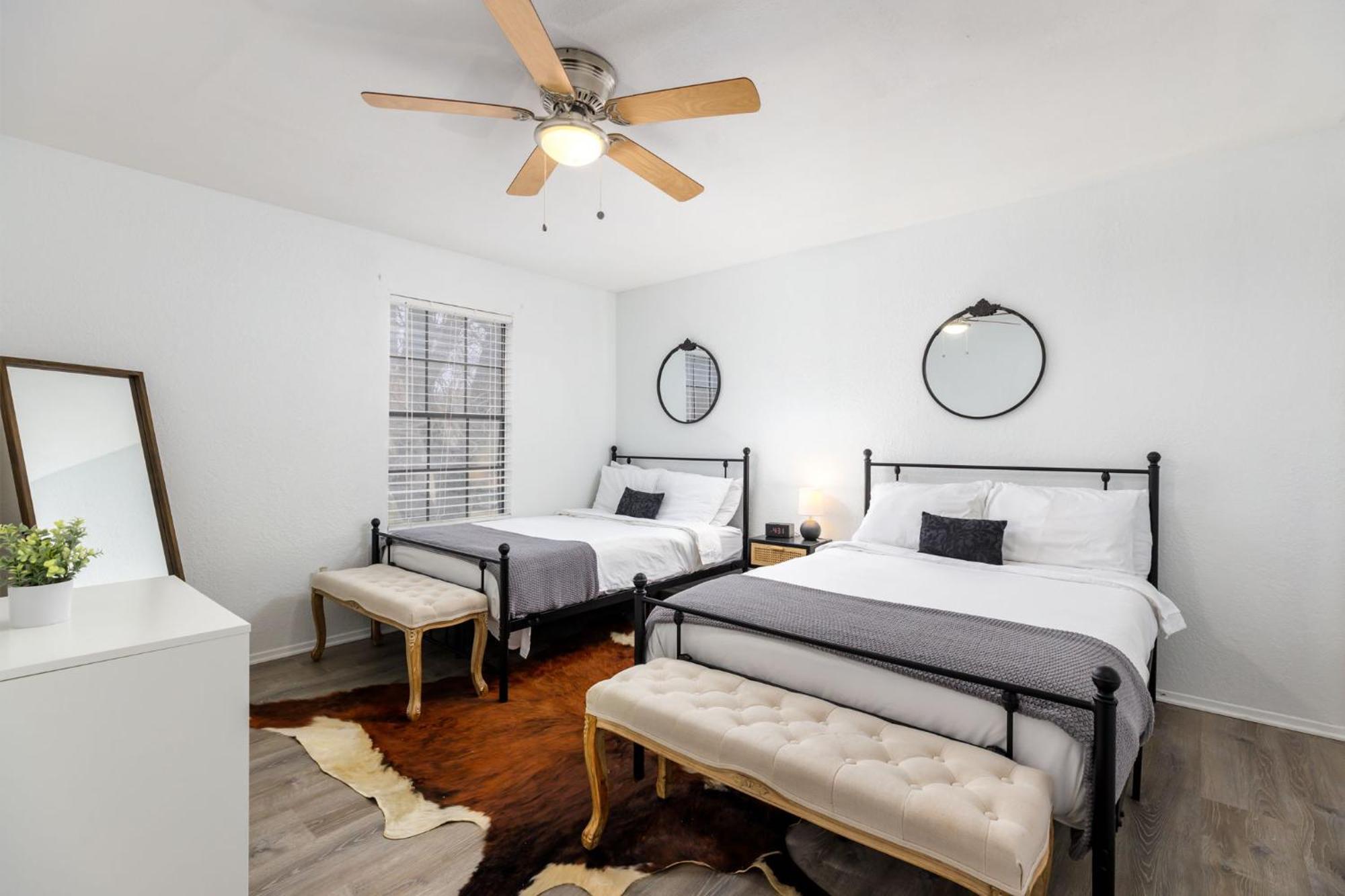 Timeless-Texas-Inn - Heated Pool Oasis & Lux Vibe Round Rock Eksteriør bilde